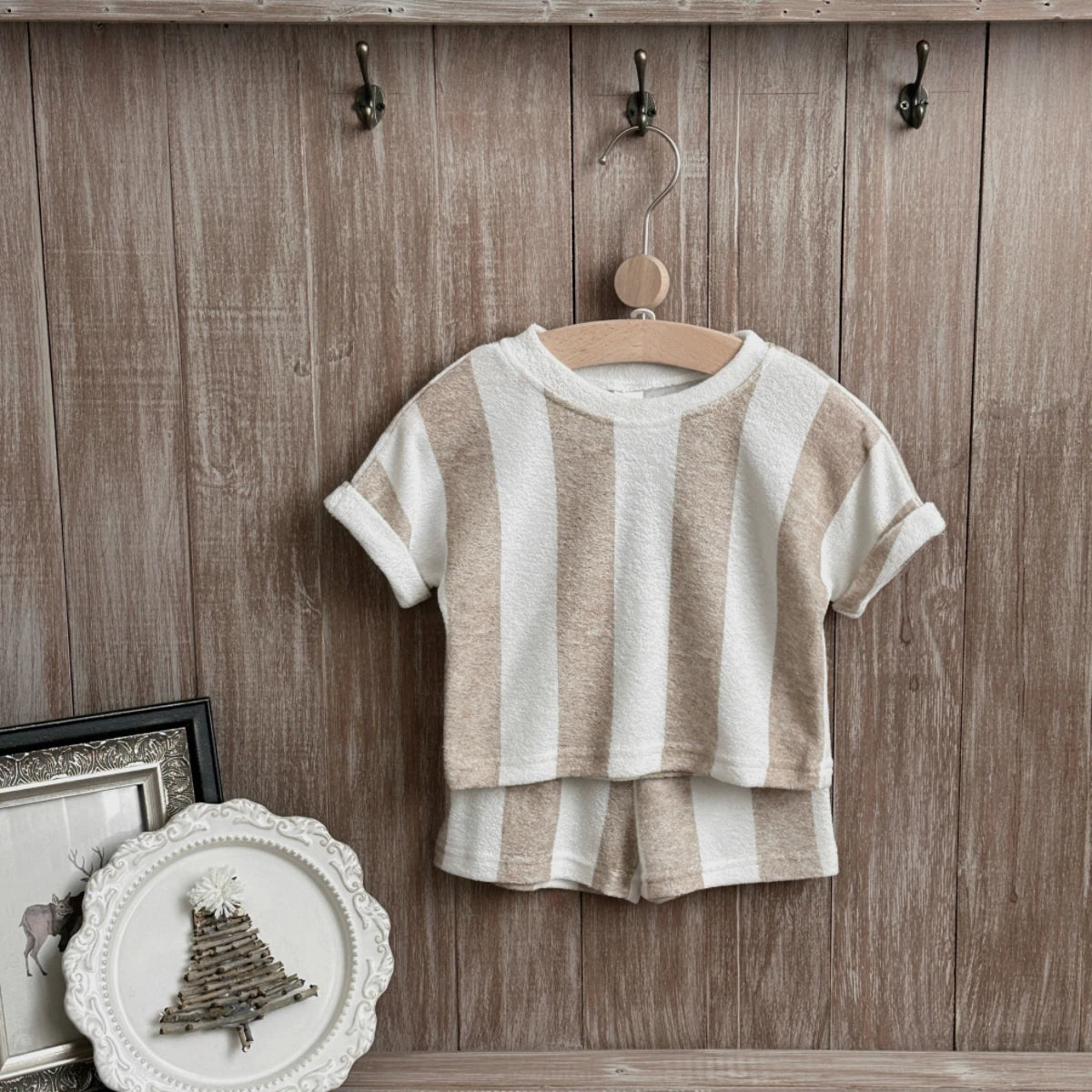 Kids Striped 2-Piece Set – Short Sleeve T-Shirt & Shorts for Boys & Girls